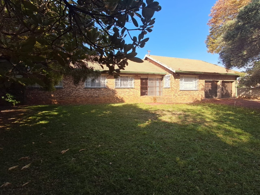 5 Bedroom Property for Sale in Vaalpark Free State